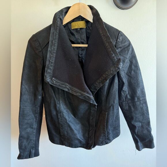 Nicole Miller Women’s Black Leather Jacket Textured Asymmetrical Jacket, size XS - Picture 2 of 13